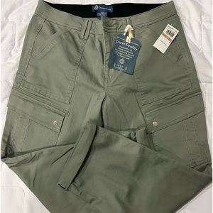 Ladies, olive green democrats, see size 12 utility pants